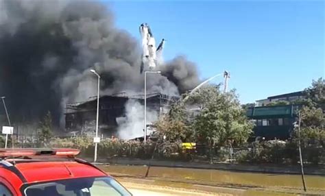F­o­t­o­ğ­r­a­f­l­a­r­ ­/­/­ ­T­u­z­l­a­­d­a­ ­y­a­n­a­n­ ­f­a­b­r­i­k­a­d­a­ ­p­a­t­l­a­m­a­ ­o­l­d­u­ ­-­ ­S­o­n­ ­D­a­k­i­k­a­ ­H­a­b­e­r­l­e­r­